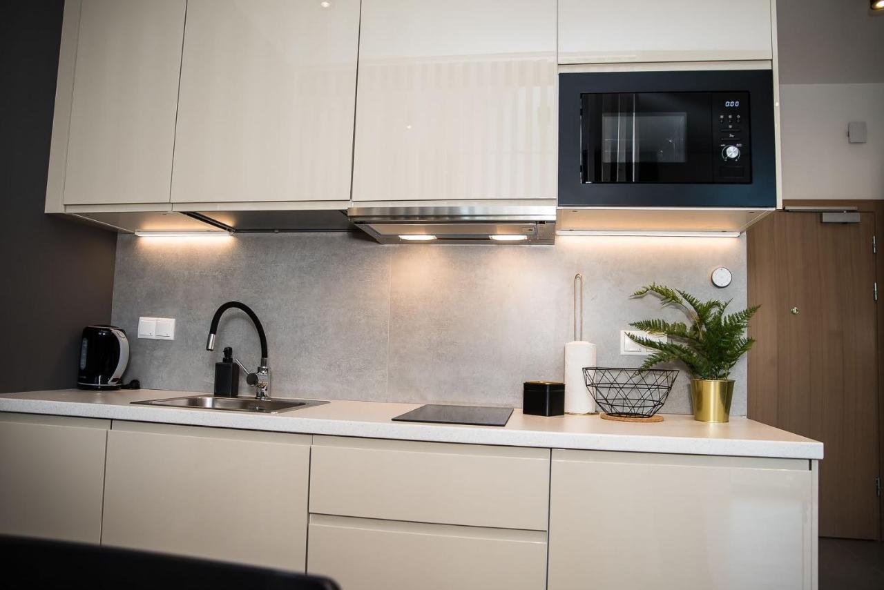 Easy Rent Apartments - Business Center 41 Lublin Exteriör bild